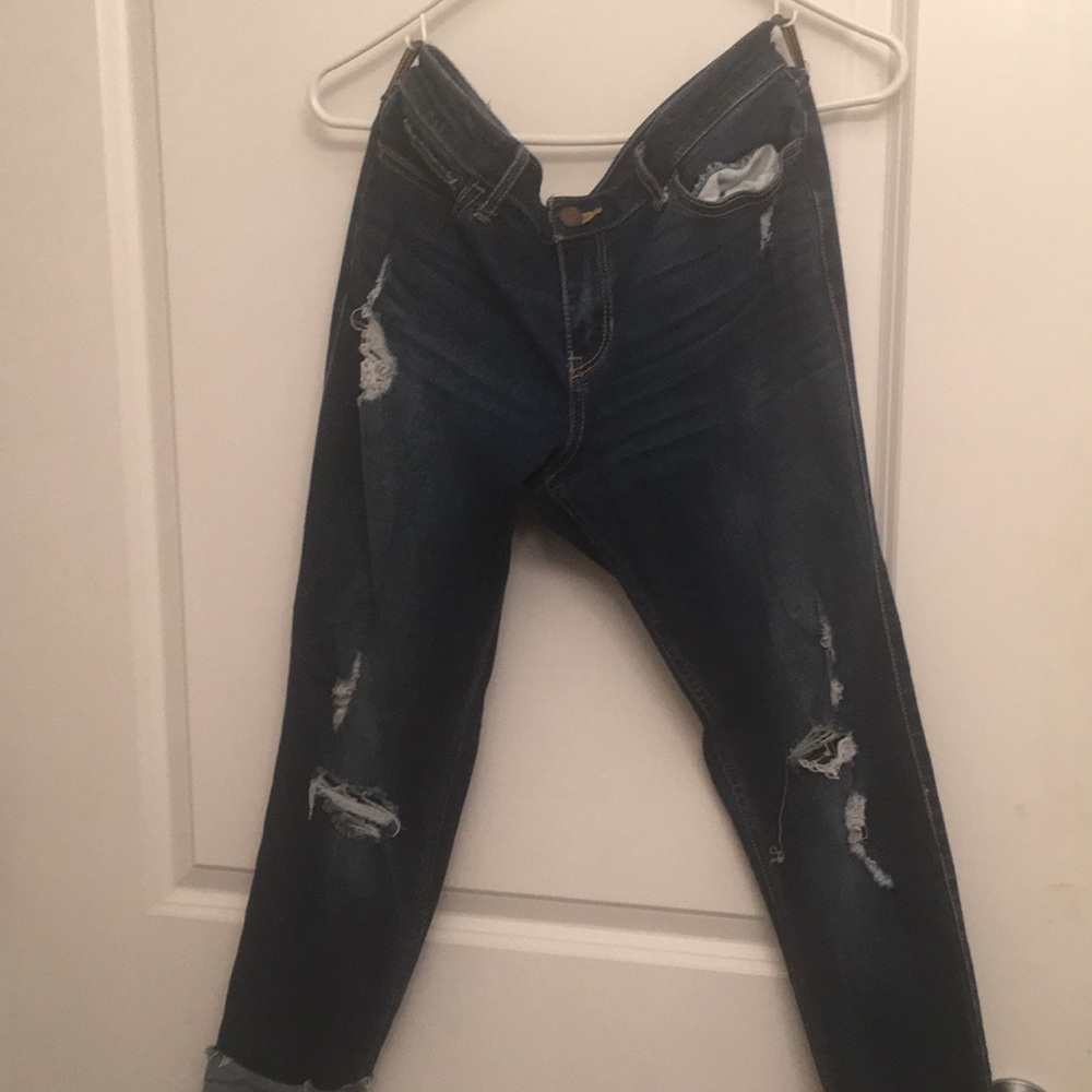 Hollister crop distressed Jeans